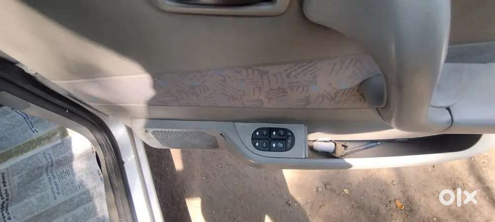 Ford Ikon 1.3 Zxi 2003