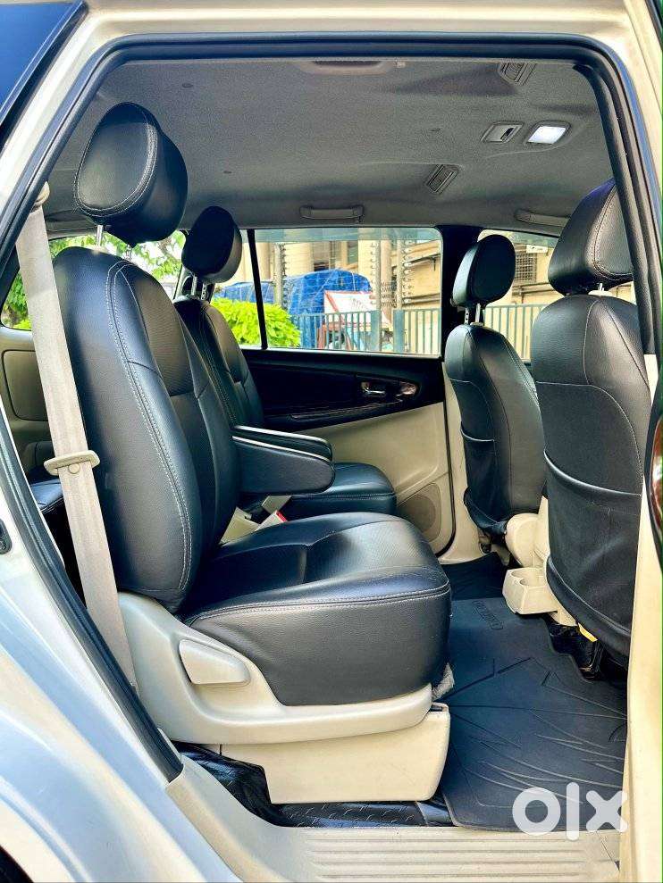 Toyota Innova 2.5 V 7 Str, 2014, Diesel