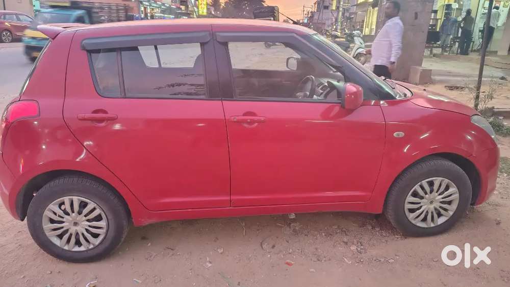 Maruti Suzuki Swift Vxi 2009