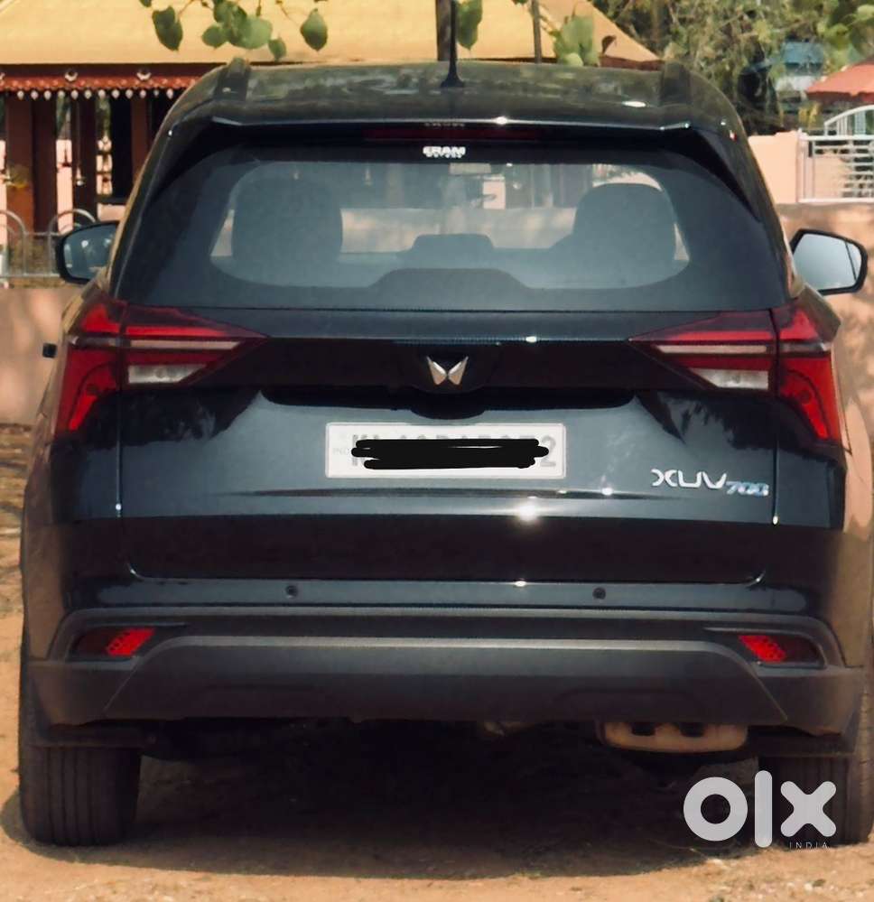 Mahindra Xuv 700 Manual Petrol 2025