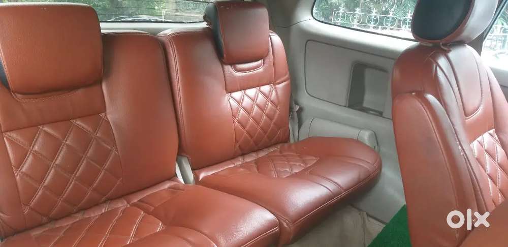 Toyota Innova 2010