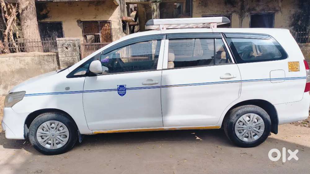 Toyota Innova 2016 Urgent Sell