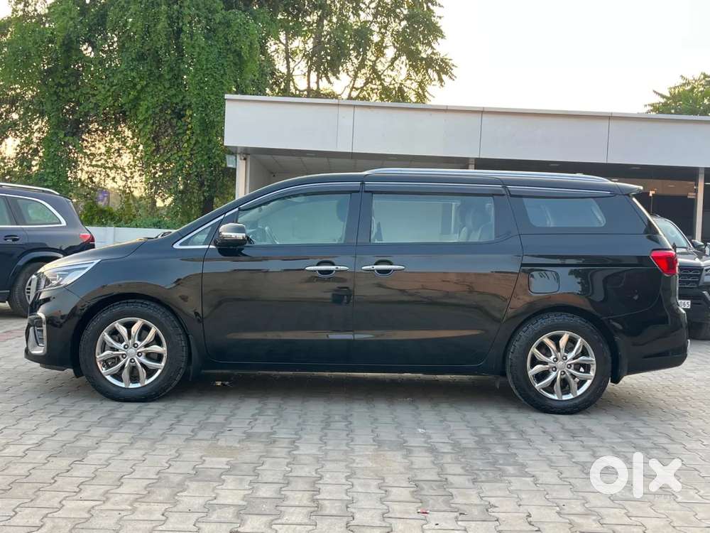 Kia Carnival Limousine, 2021, Diesel