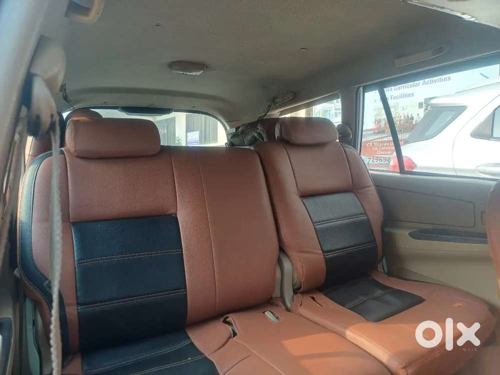 Toyota Innova 2.5 E 2007 Model