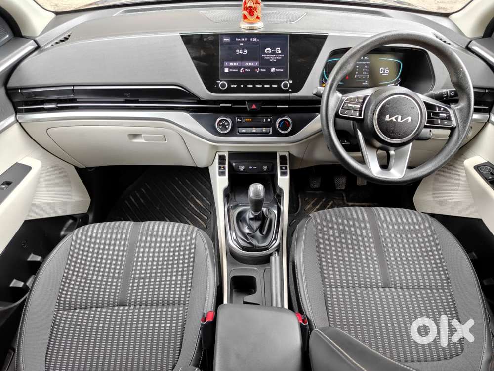 Kia Carens 1.5 Prestige 7 Str, 2023, Petrol