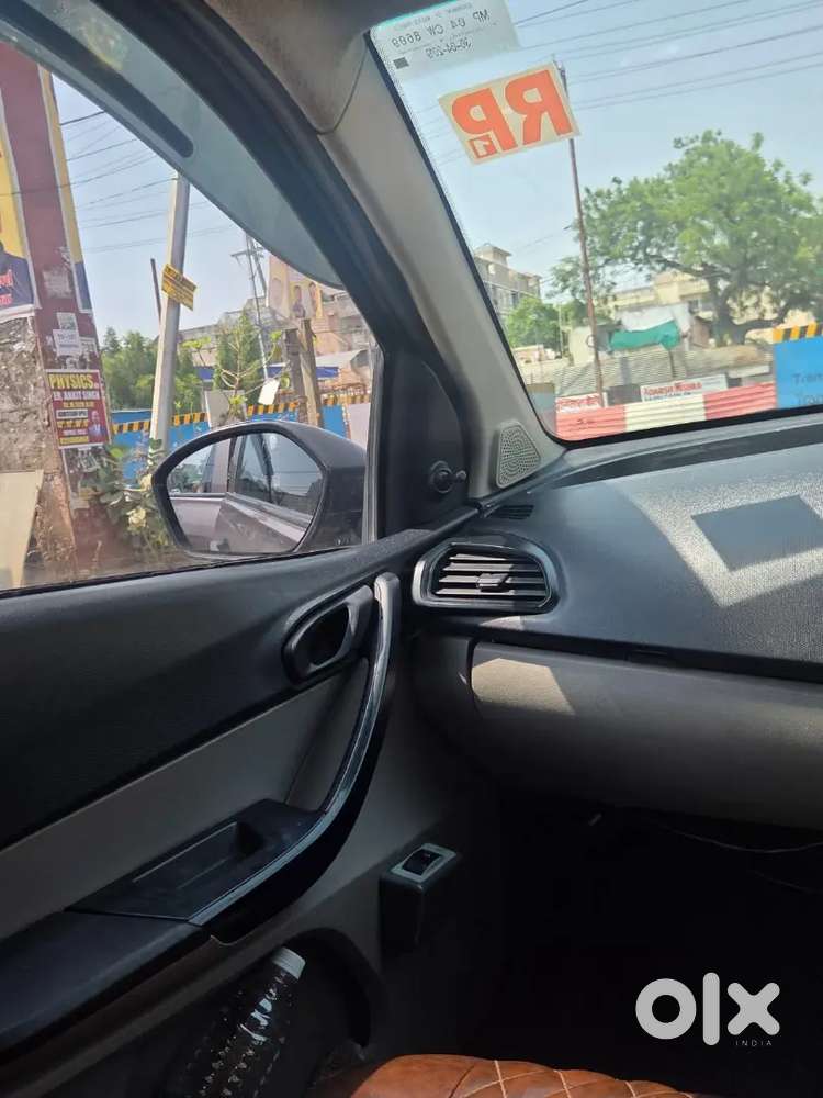 Tata Tiago 2018 Petrol 68000 Km Driven