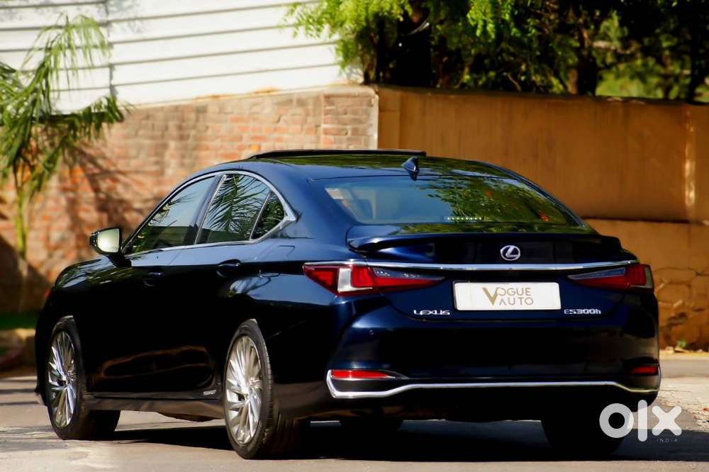 Lexus Es 300h Luxury, 2020, Cng & Hybrids