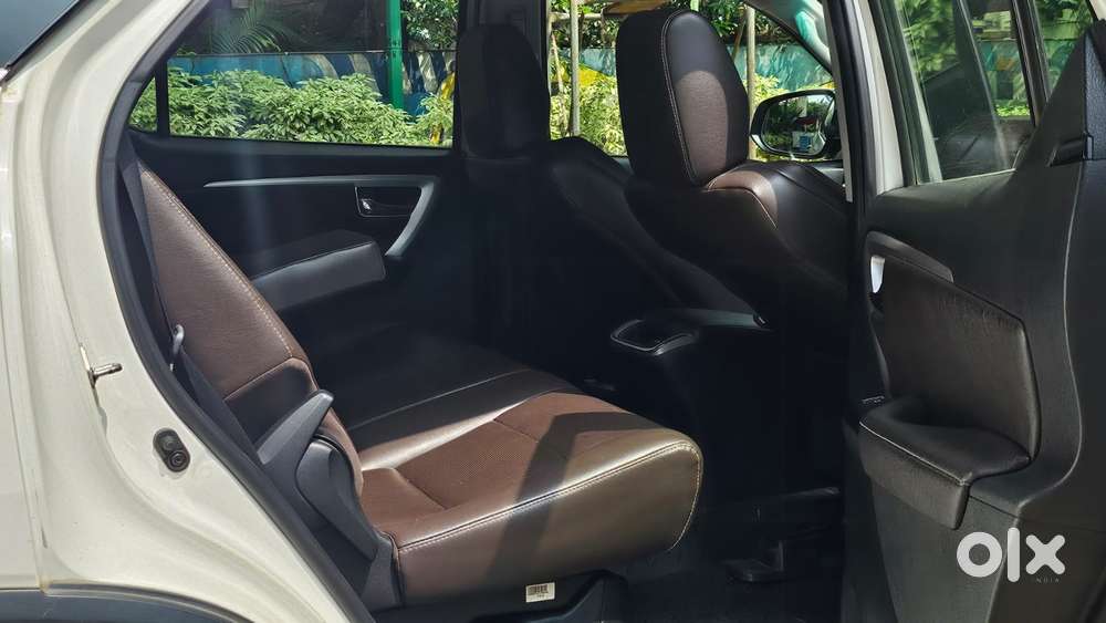 Toyota Fortuner 4x2 At 2.8 Diesel, 2020, Diesel