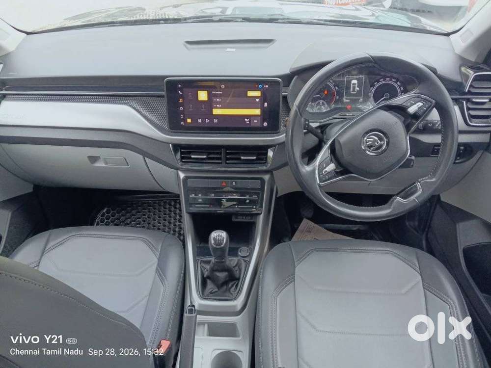 Skoda Kushaq 1.0 Tsi Ambition, 2022, Petrol