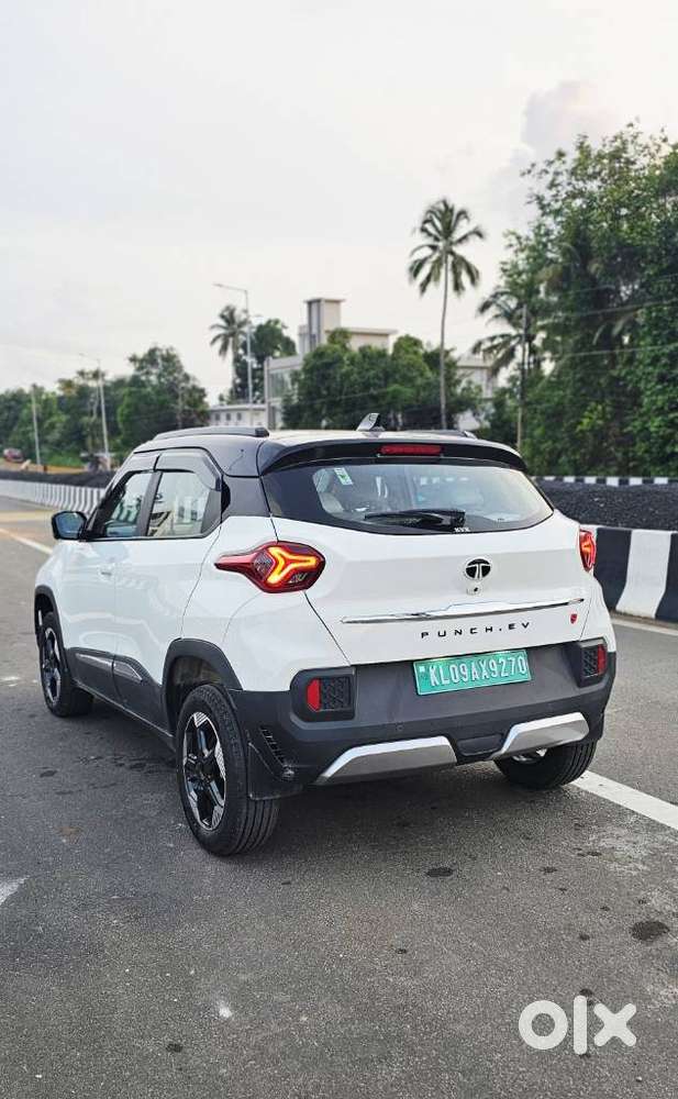 Tata Punch Ev Empowered Plus Lr Ac Fc, 2024, Electric