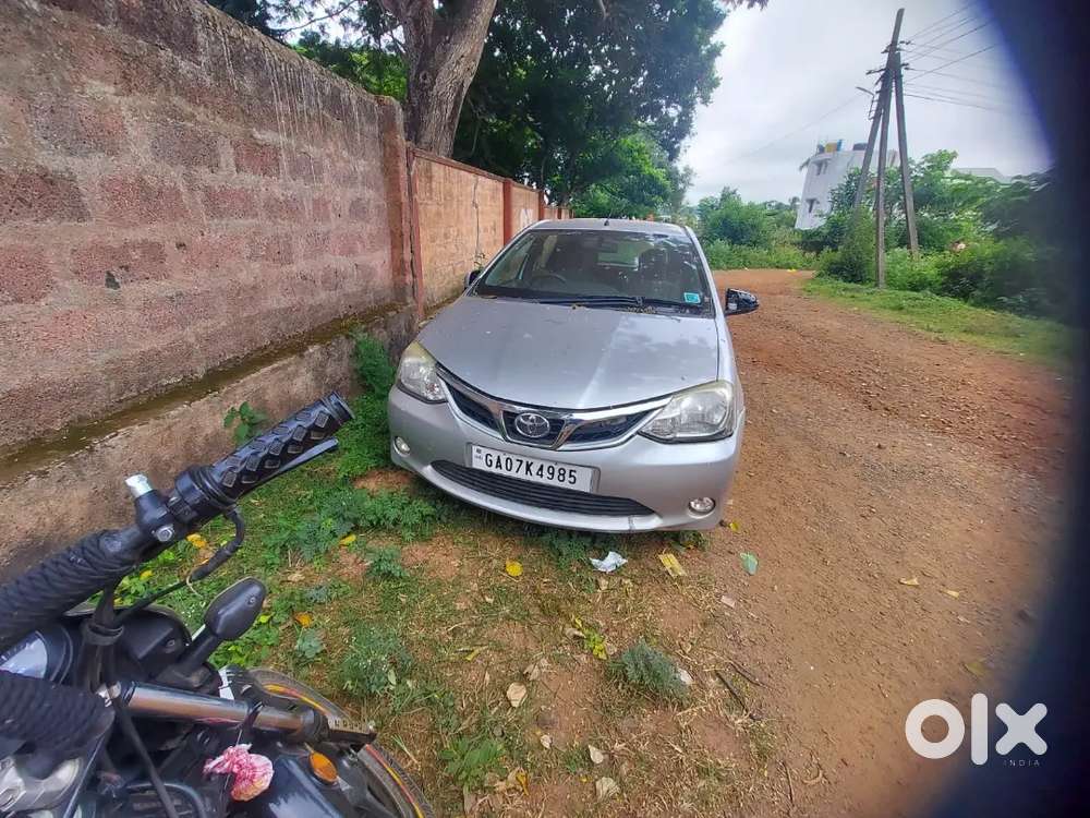 Toyota Etios Liva 2015