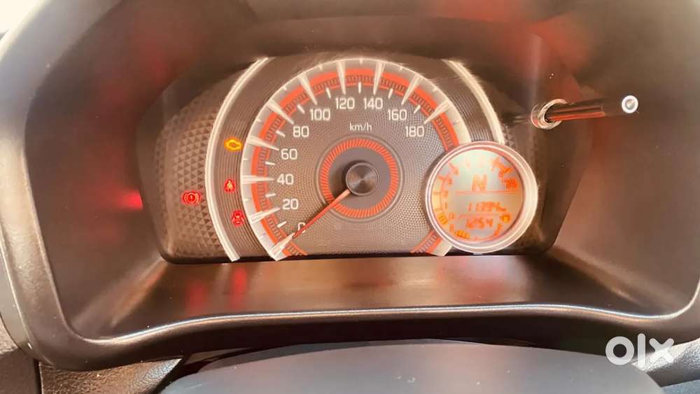 Maruti Suzuki Celerio 1.0 Vxi Amt, 2025, Petrol