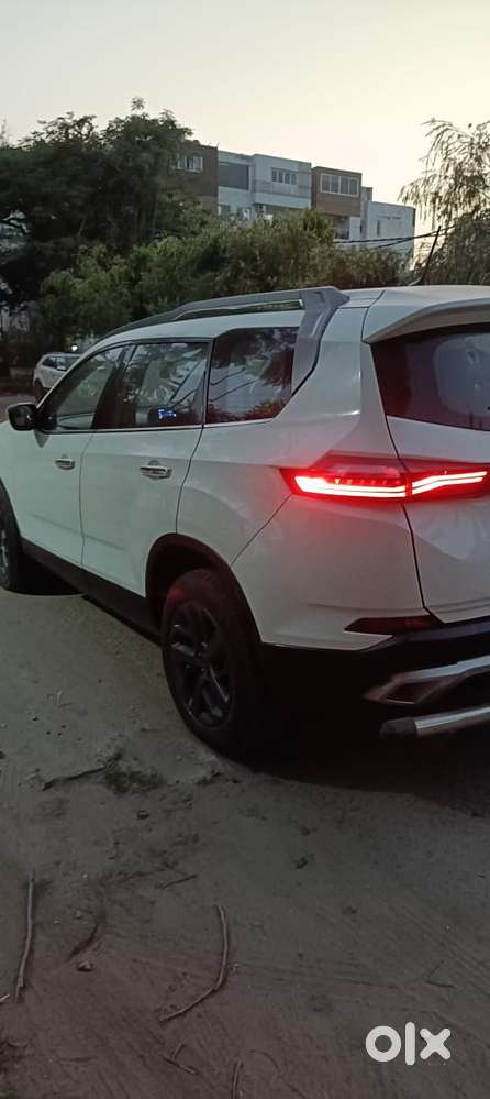 Tata Safari Accomplished X Plus 7 Str Stealth Edition, 2021, Diesel
