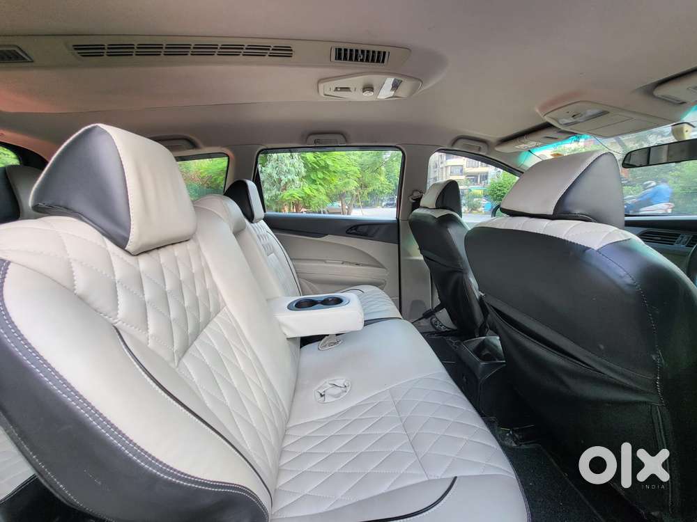 Mahindra Marazzo M4, 2018, Diesel