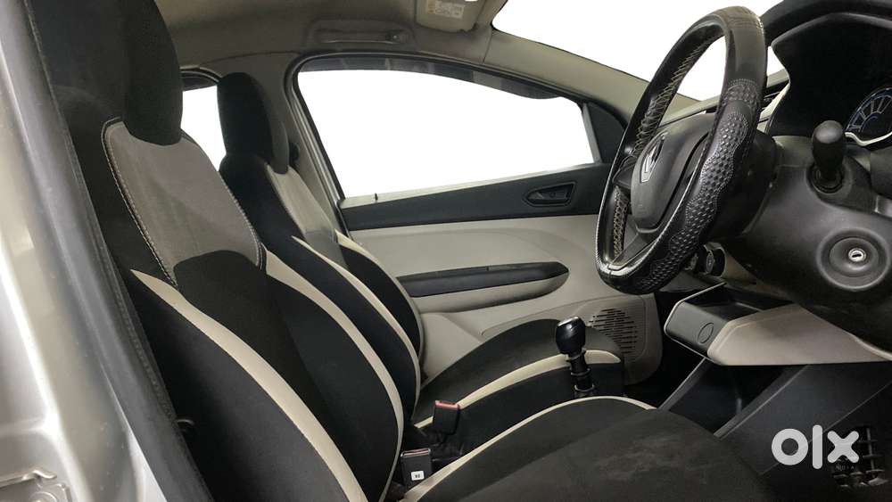 Renault Triber 1.0 Rxe, 2023, Petrol