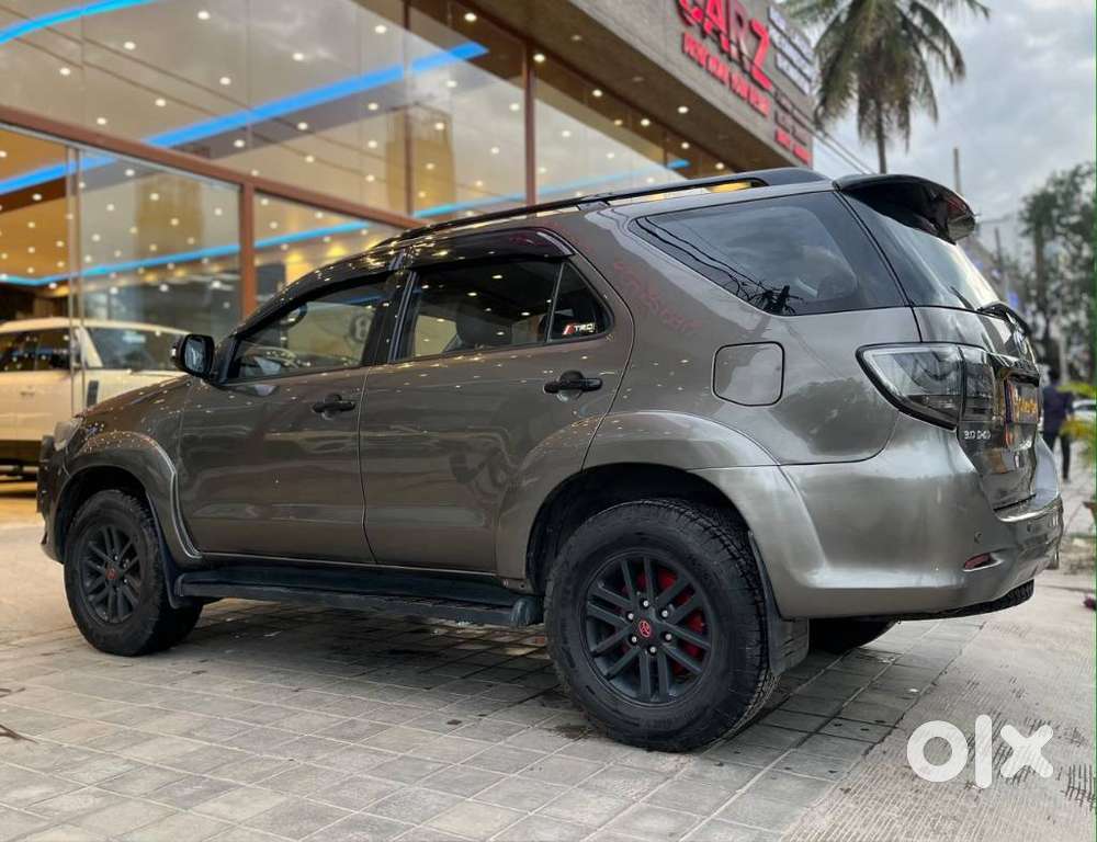 Toyota Fortuner 3.0 4x4 Manual, 2015, Diesel