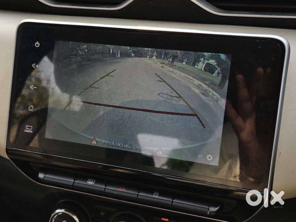 Nissan Magnite 1.0 Xv Premium Turbo, 2023, Petrol