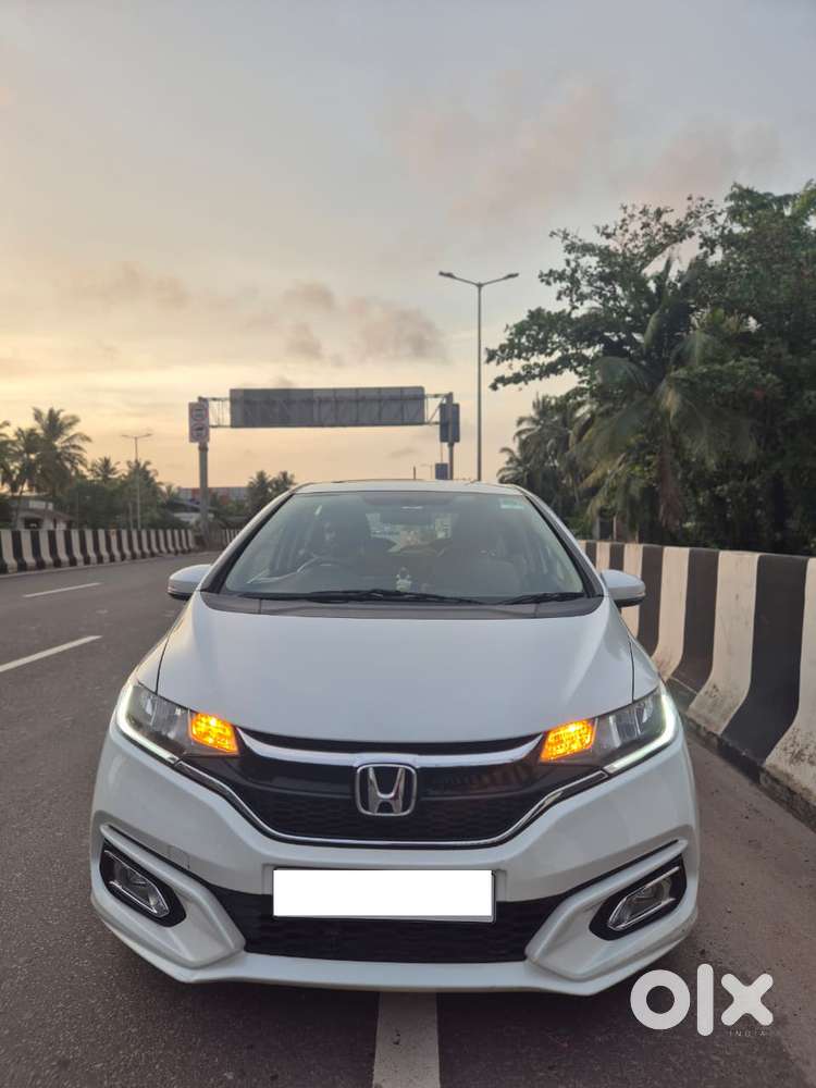 Honda Jazz Zx Cvt 2021 Petrol  1st Owner  32k Km  Well Maintained