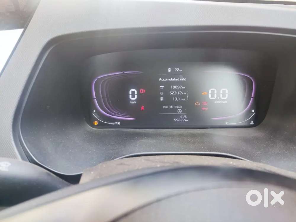 Kia Carens 2023 Petrol Good Condition