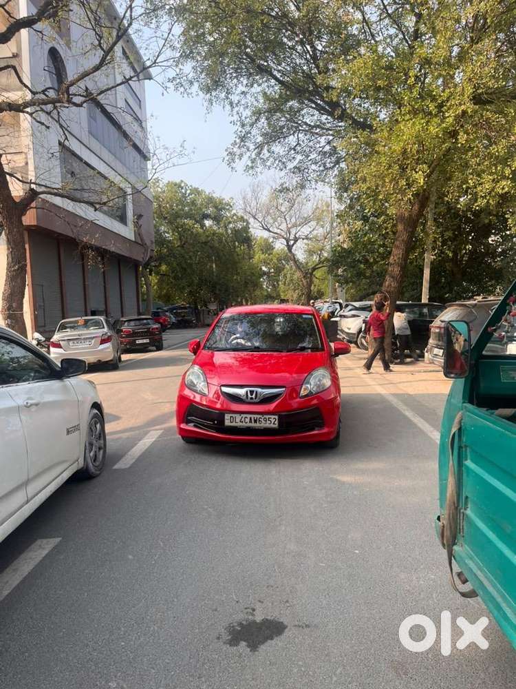 Honda Brio Petrol 2015