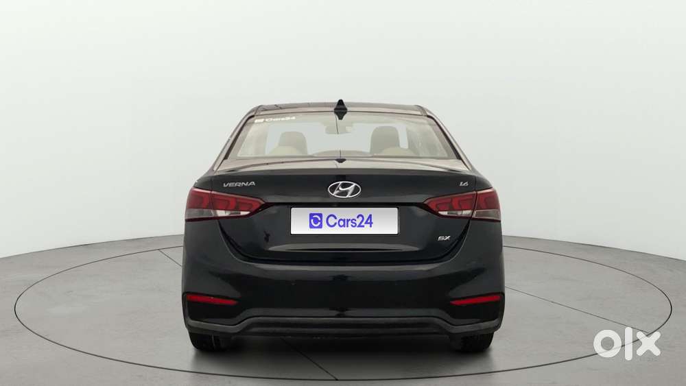 Hyundai Verna 1.6 Vtvt Sx, 2019, Petrol