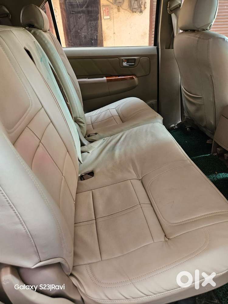 Toyota Fortuner 3.0 4x4 Manual, 2010, Diesel