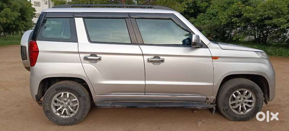 Mahindra Tuv 300, 2016