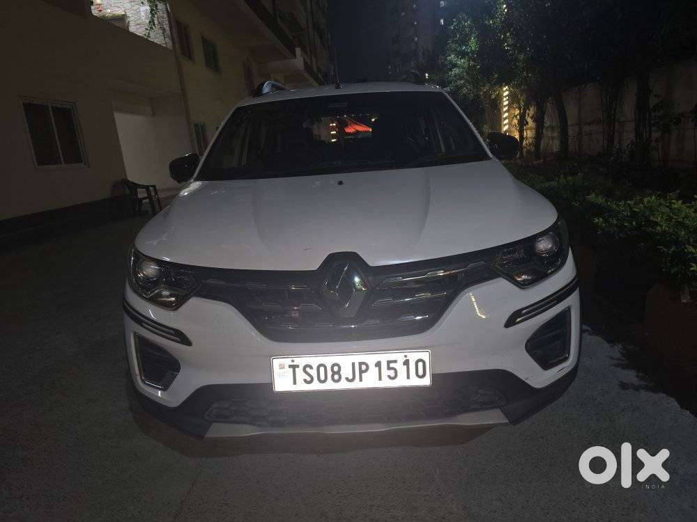 Renault Triber Rxz Easy-r Amt, 2023, Petrol