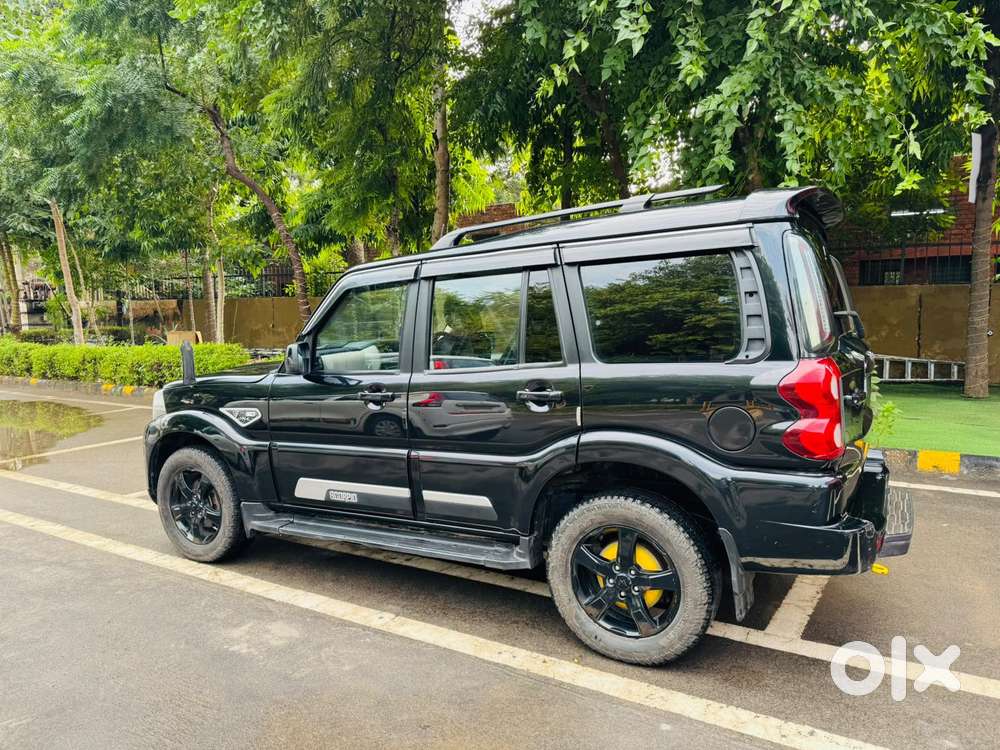 Mahindra Scorpio S11 Mt 7s, 2024, Diesel