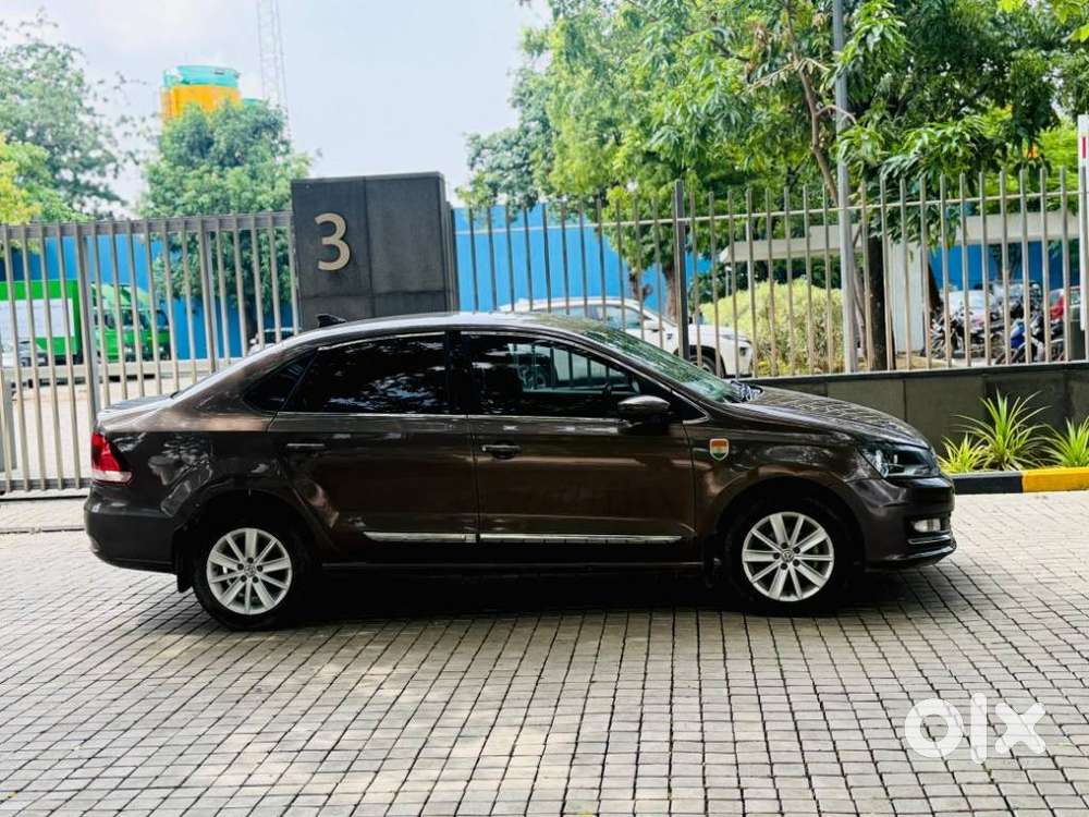 Volkswagen Vento 1.2 Tsi Highline Plus At, 2016, Petrol