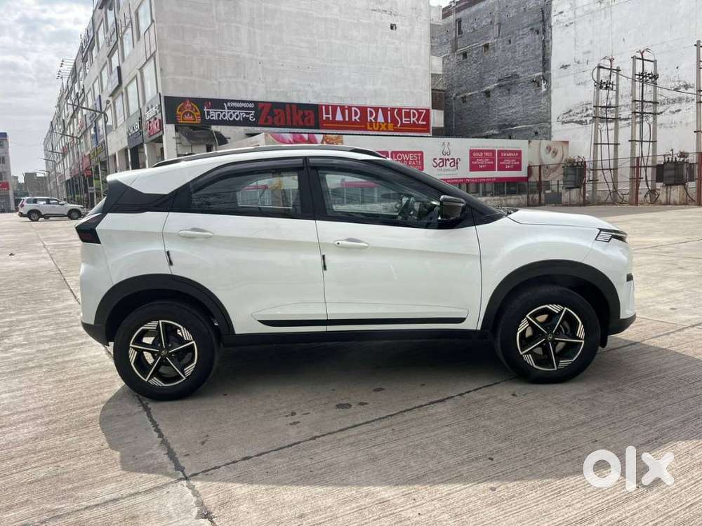 Tata Nexon Creative 1.2 Revotron Petrol 6 Amt, 2025, Petrol