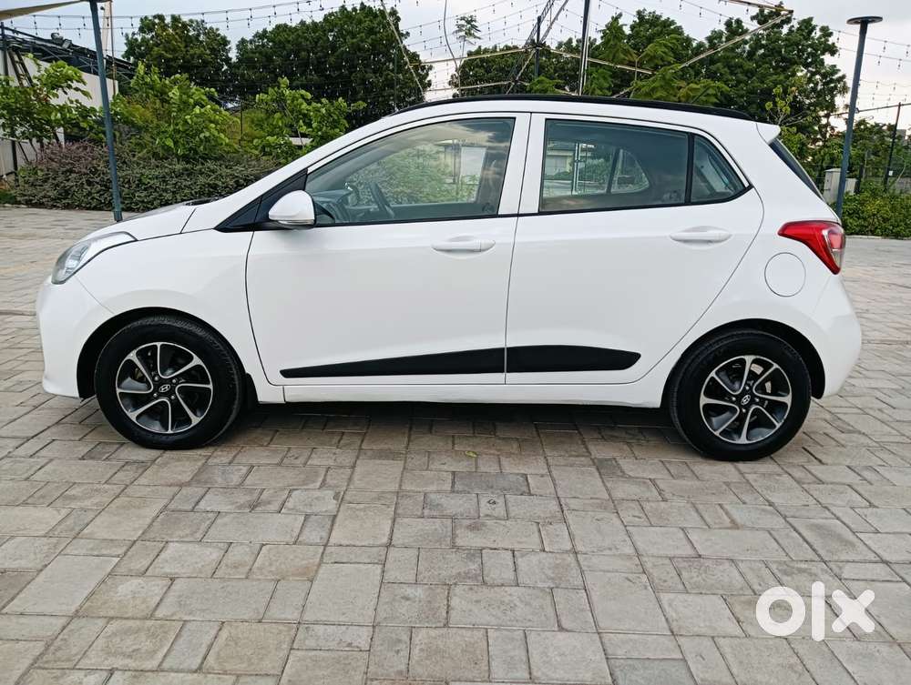 Hyundai Grand I10 Sportz (o) 1.2 At Vtvt, 2018, Petrol
