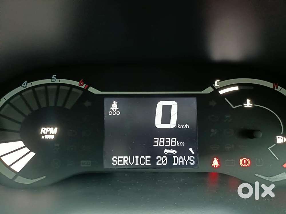 Nissan Magnite, 2025, Petrol