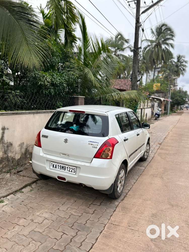 Maruti Suzuki Swift 2010 Year