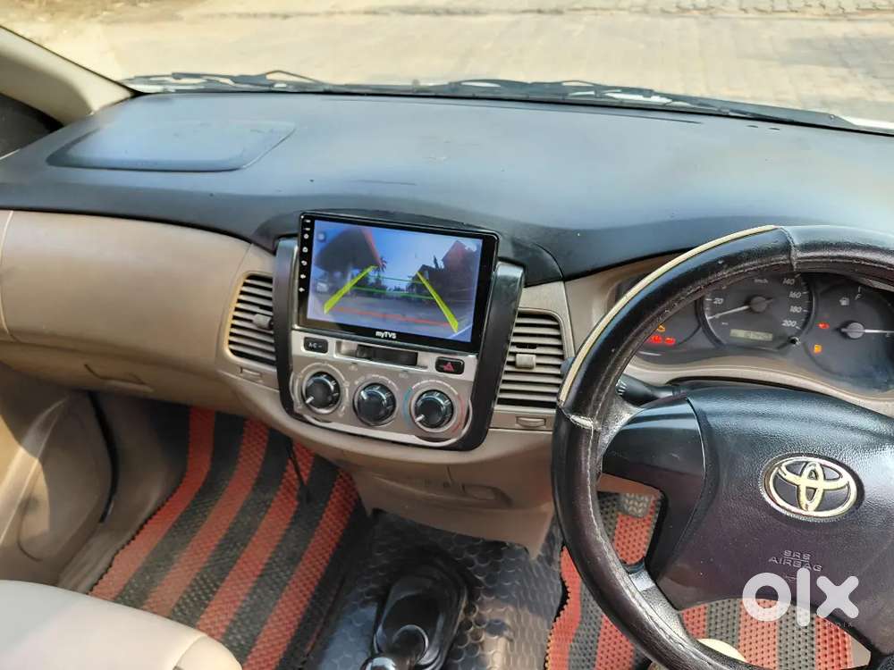 Toyota Innova 2015 Diesel Well Maintained