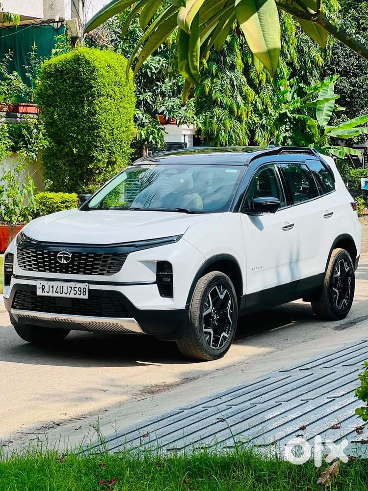 Tata Safari Accomplished Plus Dual Tone, 2023, Diesel