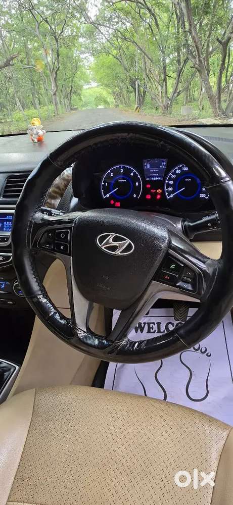 Hyundai Verna 2015 Model