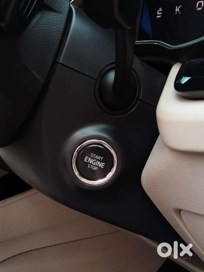 Skoda Octavia 2.0 L K Tsi At, 2022, Petrol