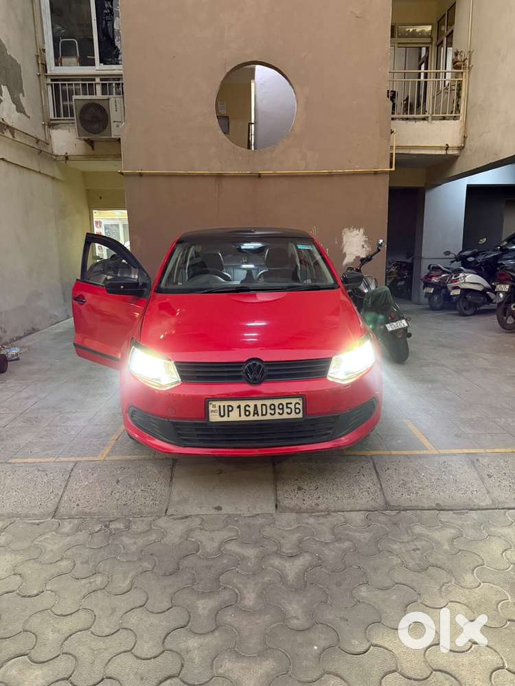 Volkswagen Vento Petrol Manual 2011