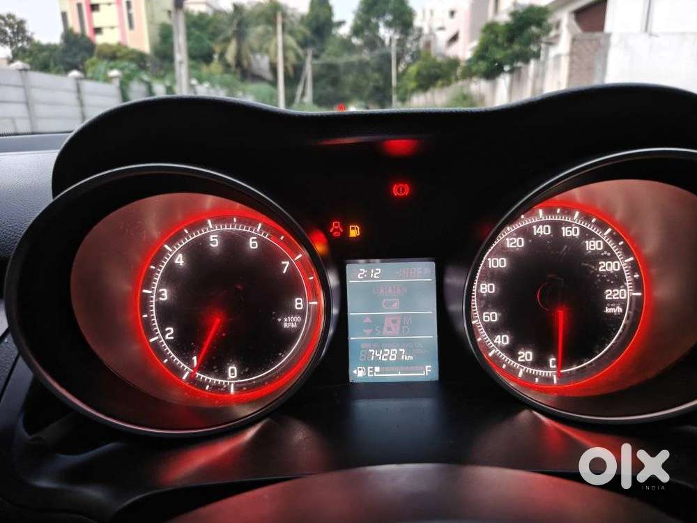 Maruti Suzuki Swift Vxi + Manual, 2021, Petrol