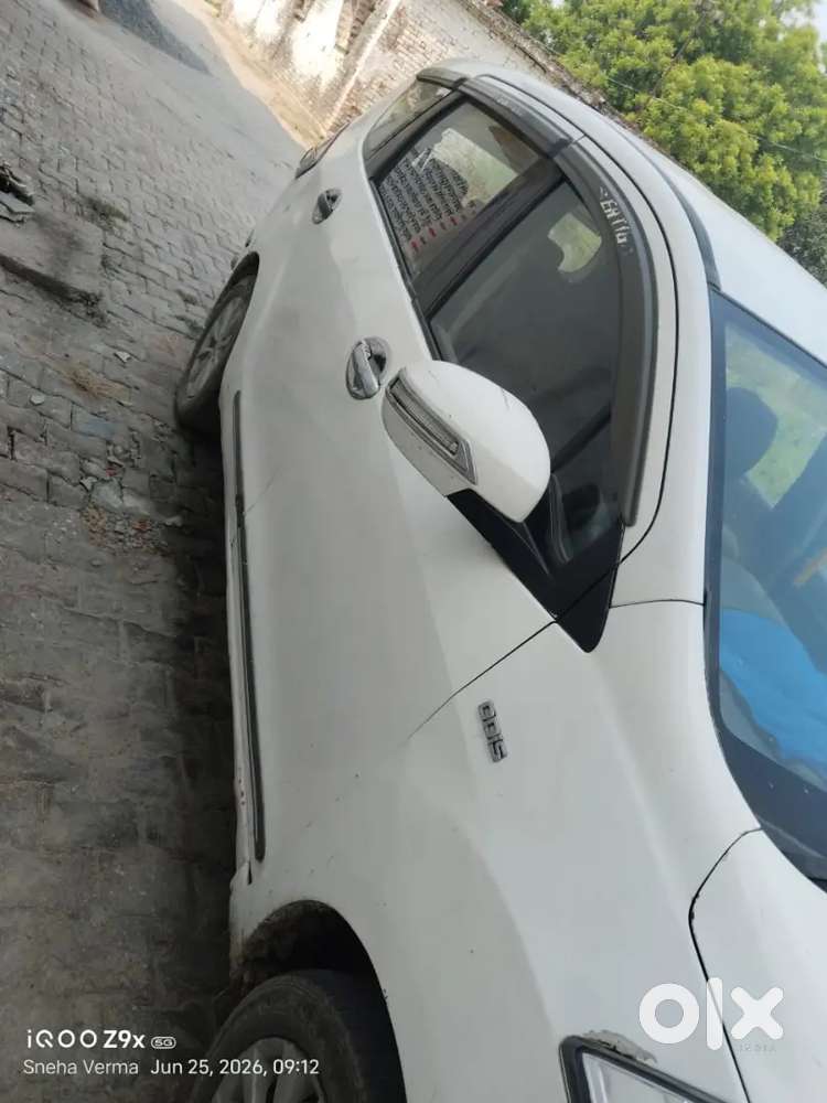 Maruti Suzuki Ertiga 2012