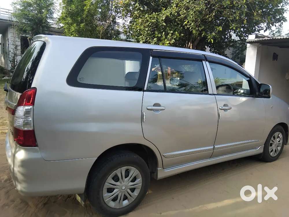 Toyota Innova Diesel 2014