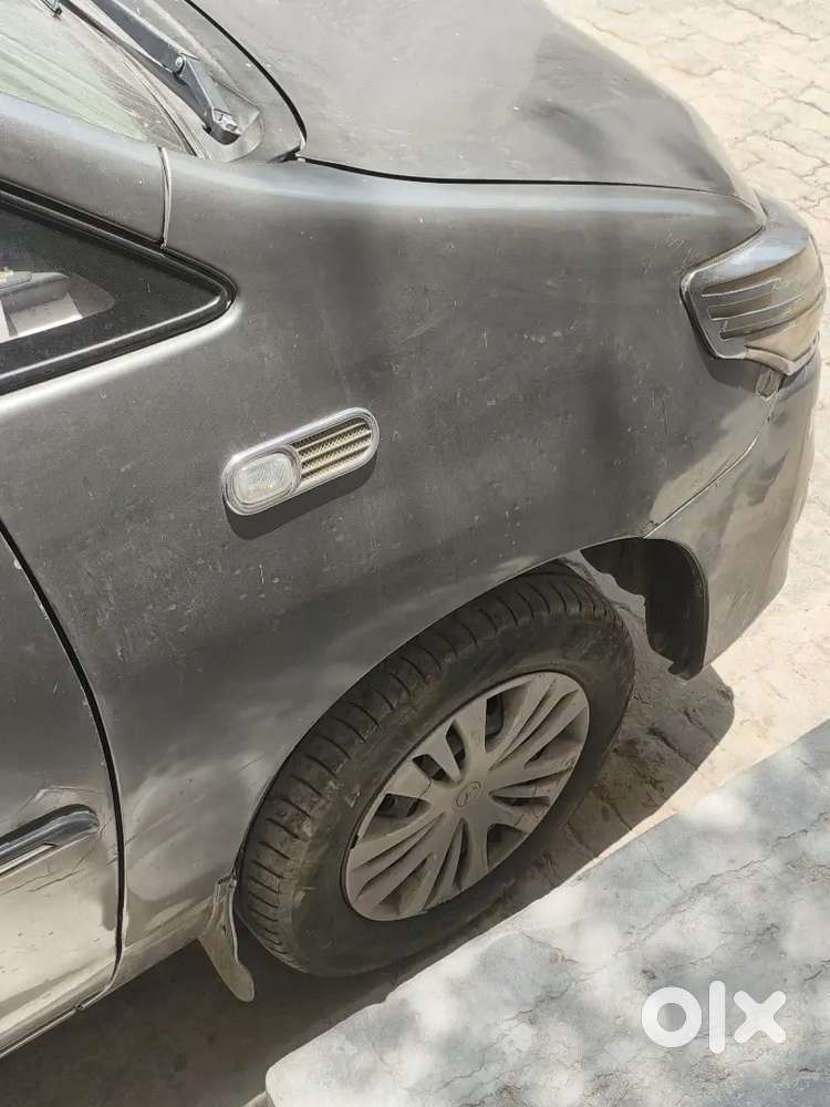 Toyota Innova Car