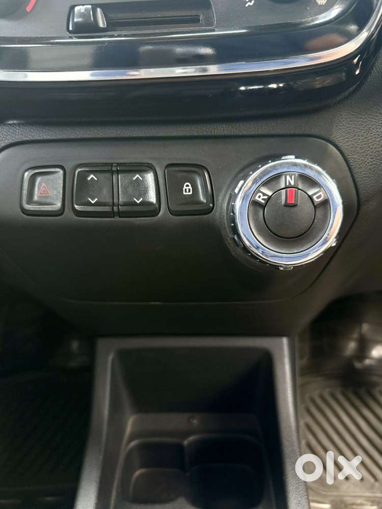 Renault Kwid Rxt (o) Easy-r, 2017, Petrol