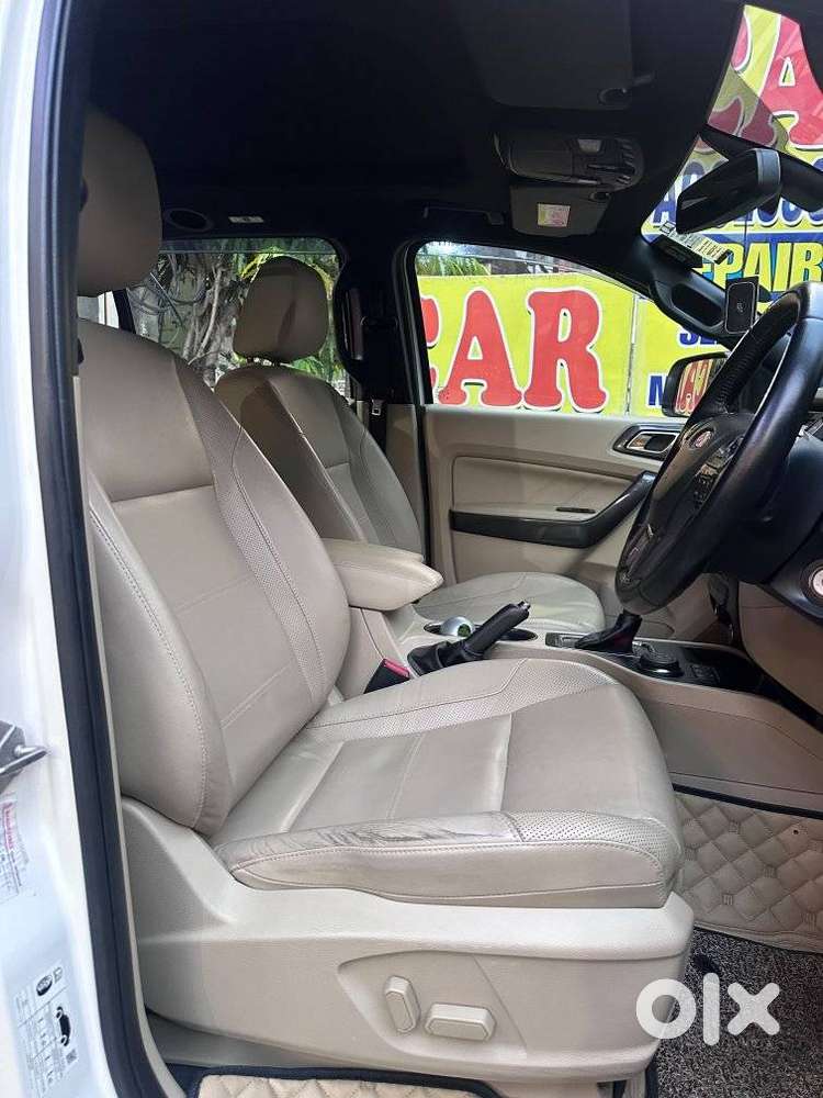 Ford Endeavour 3.2 Titanium At 4x4, 2017, Diesel