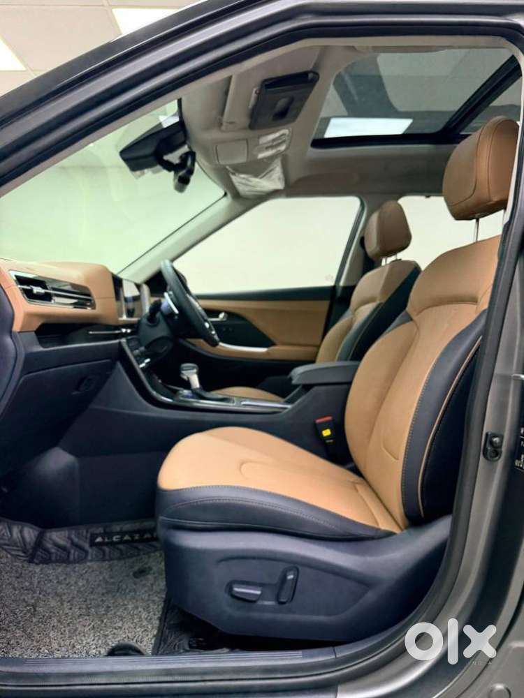 Hyundai Alcazar Signature 1.5 Petrol Dct 7str, 2025, Petrol