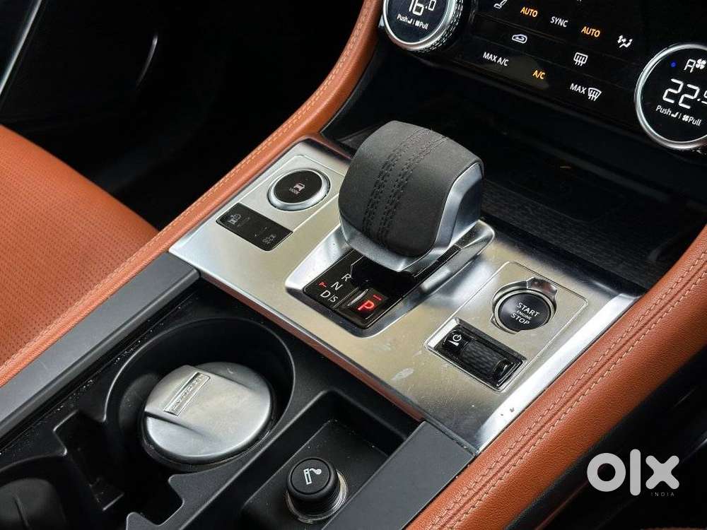 Jaguar F-pace 2.0 R Dynamic S, 2023, Petrol