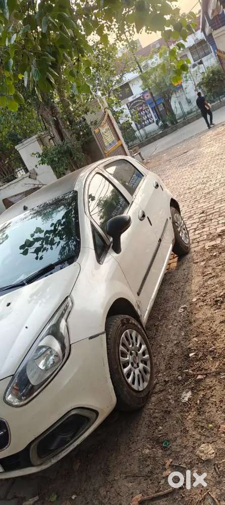 Fiat Punto Evo 2015 Cng & Hybrids 99000 Km Driven