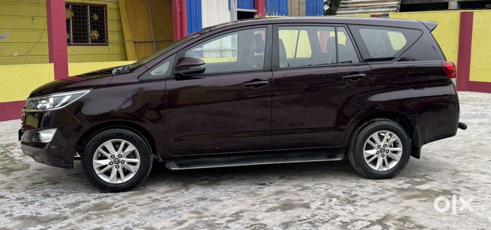 Toyota Innova Crysta 2.4 G Mt 8s, 2019, Diesel