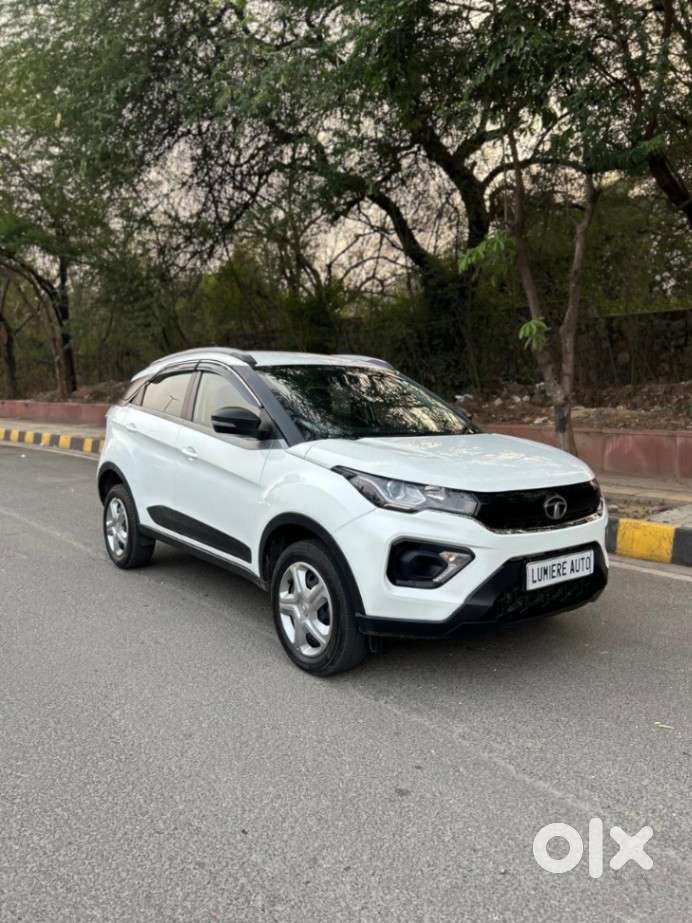 Tata Nexon 1.2 Revotron Xm (s), 2021, Petrol